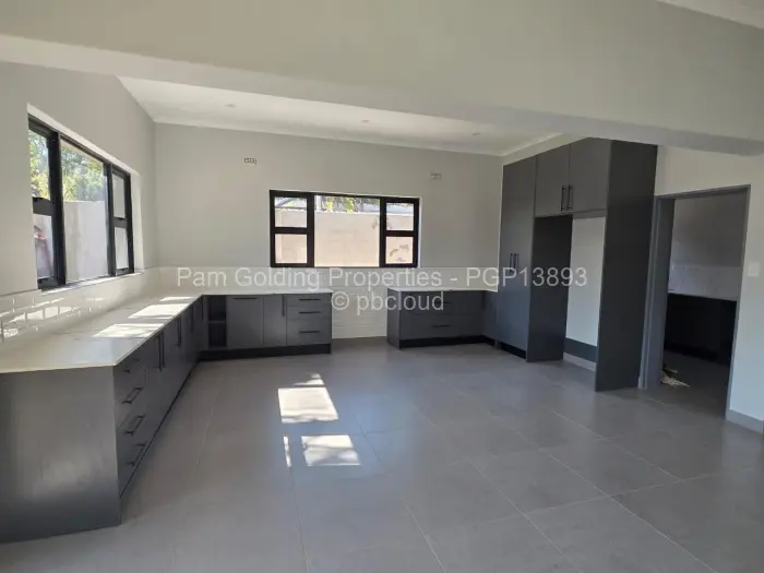 3 Bedroom House for Sale in Suburbs, Bulawayo