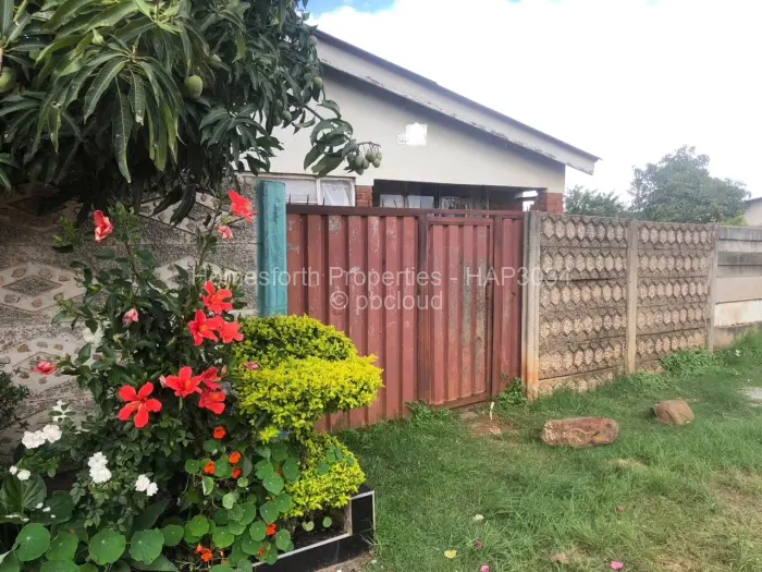 House for Sale in Kuwadzana, Harare
