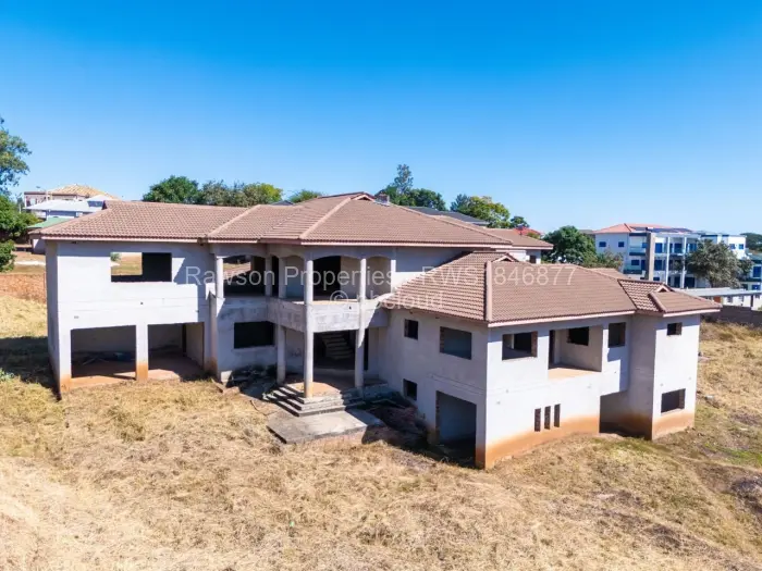 8 Bedroom House for Sale in The Grange, Harare