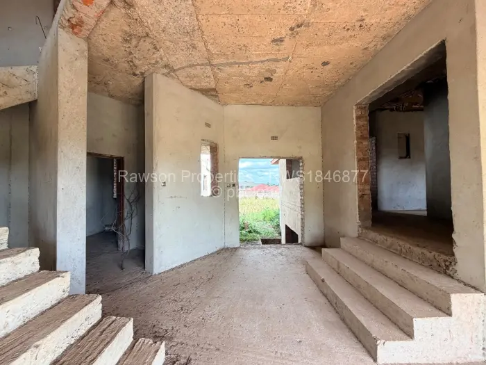 8 Bedroom House for Sale in The Grange, Harare