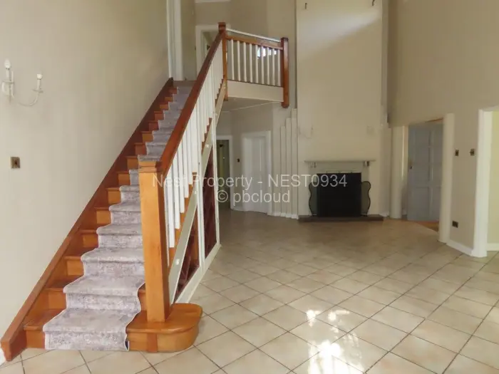6 Bedroom House for Sale in Borrowdale, Harare