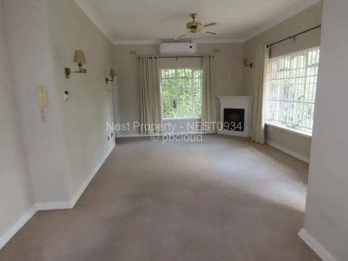 6 Bedroom House for Sale in Borrowdale, Harare