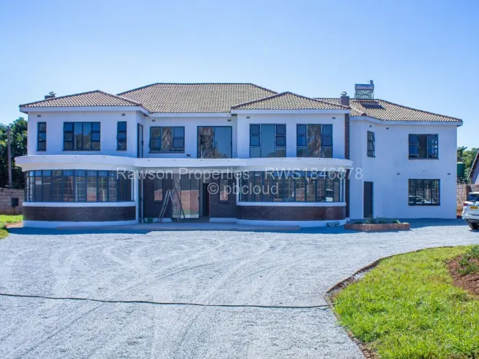 7 Bedroom House for Sale in Borrowdale, Harare