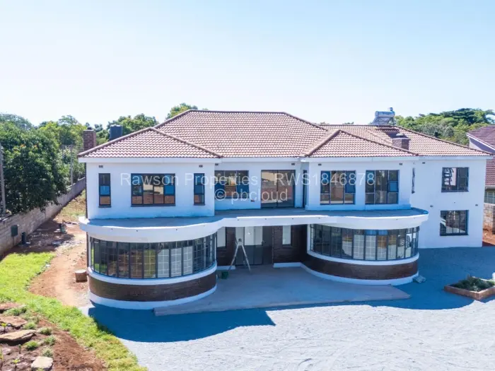 7 Bedroom House for Sale in Borrowdale, Harare