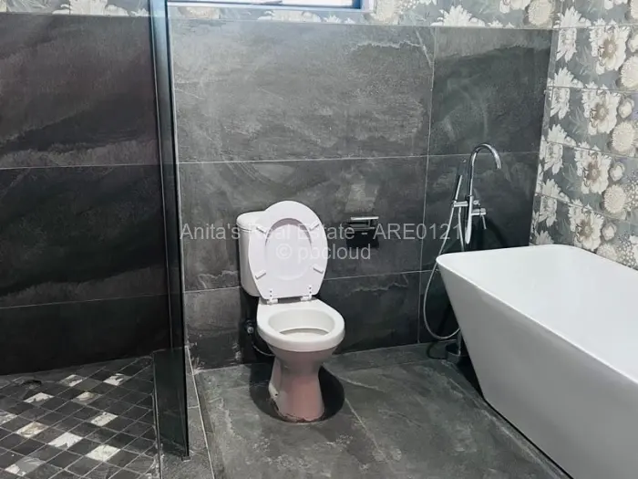 Townhouse/Cluster for Sale in Burnside, Bulawayo