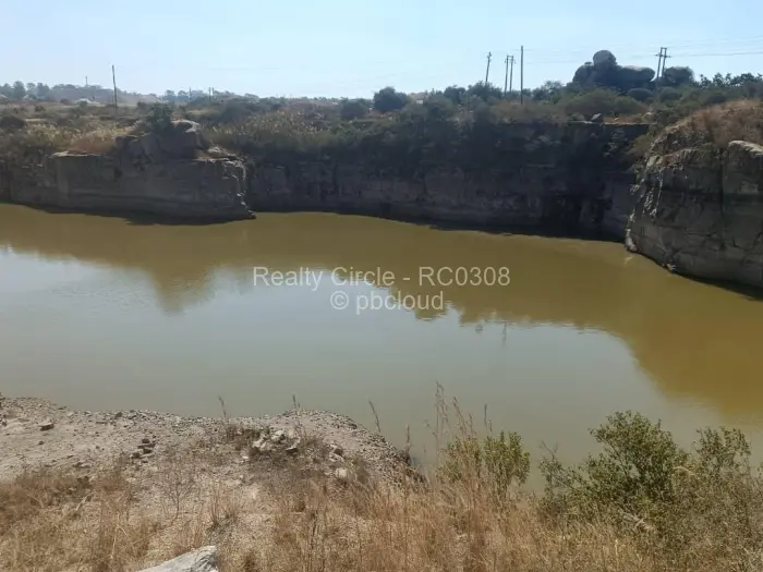 Industrial Stand for Sale in Waterfalls, Harare