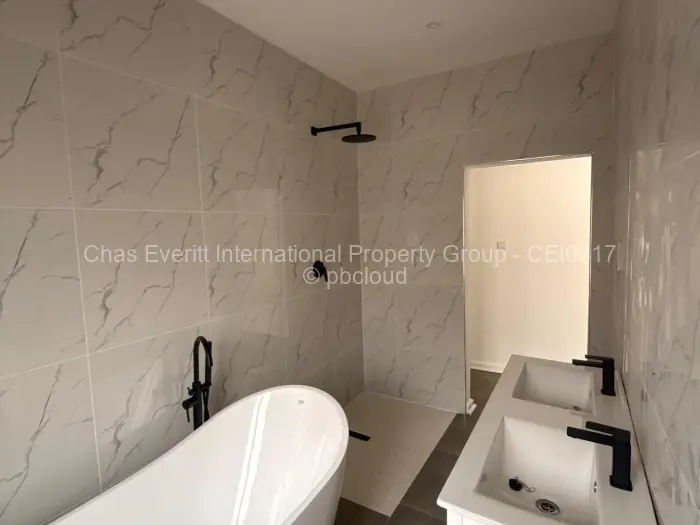 Townhouse/Cluster for Sale in Pomona, Harare