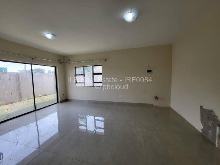 Flat/Apartment for Sale in Ashdown Park, Harare