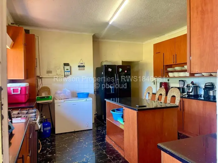 4 Bedroom House for Sale in Vainona, Harare