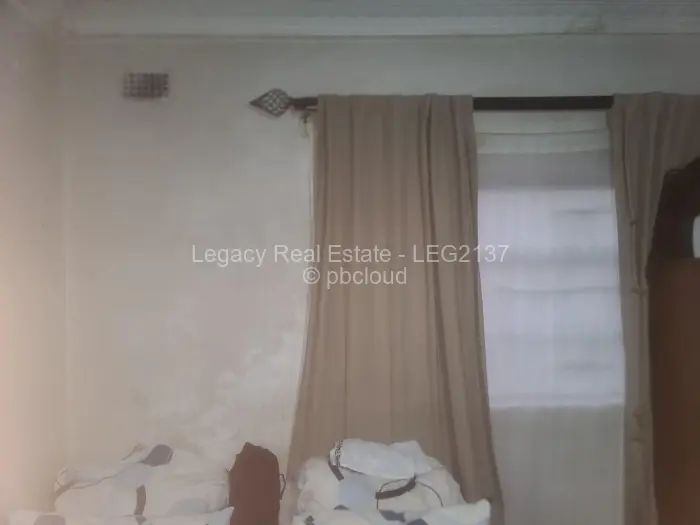4 Bedroom House for Sale in Budiriro, Harare