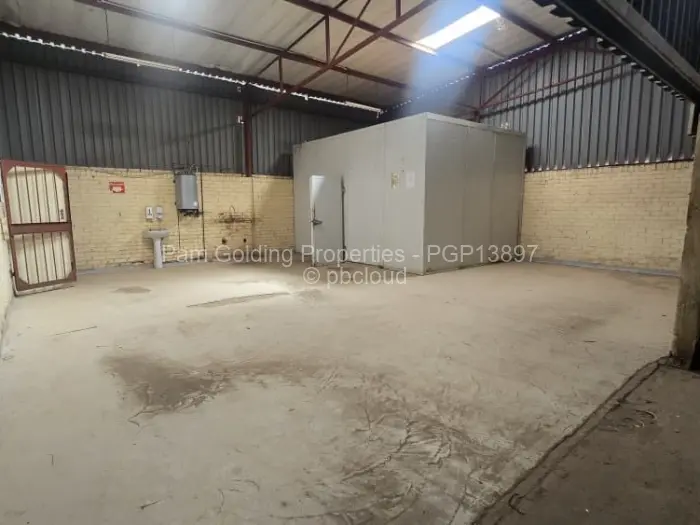 Warehouse/Industrial for Sale in Kwekwe, Kwekwe