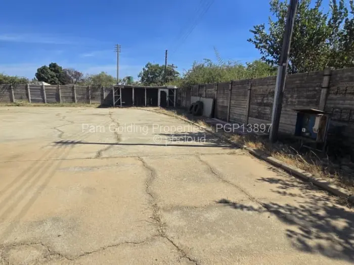 Warehouse/Industrial for Sale in Kwekwe, Kwekwe