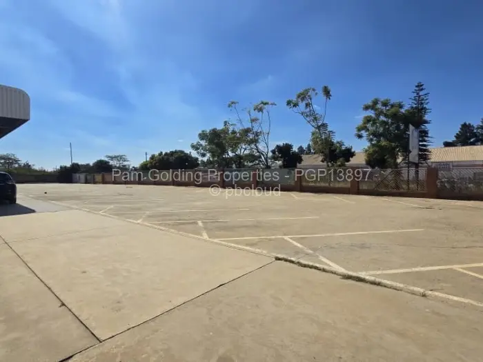 Warehouse/Industrial for Sale in Kwekwe, Kwekwe