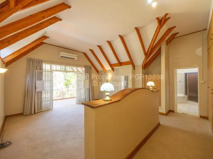 4 Bedroom House for Sale in Emerald Hill, Harare