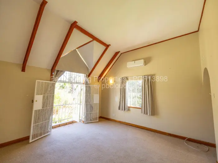 4 Bedroom House for Sale in Emerald Hill, Harare