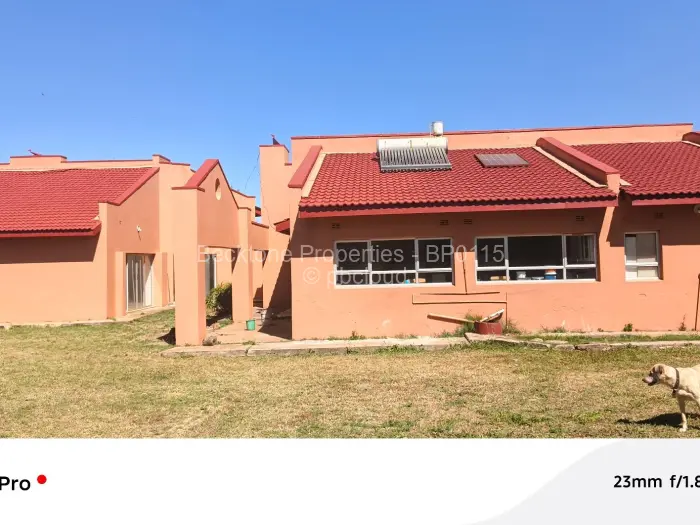 4 Bedroom House for Sale in Parklands, Bulawayo
