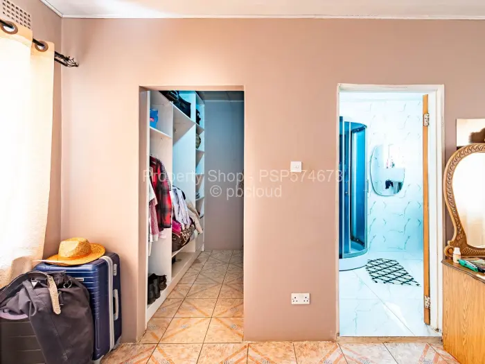 4 Bedroom House for Sale in Borrowdale West, Harare