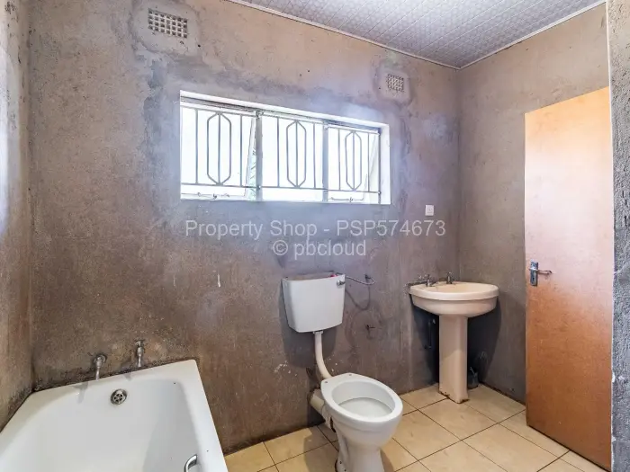 4 Bedroom House for Sale in Borrowdale West, Harare