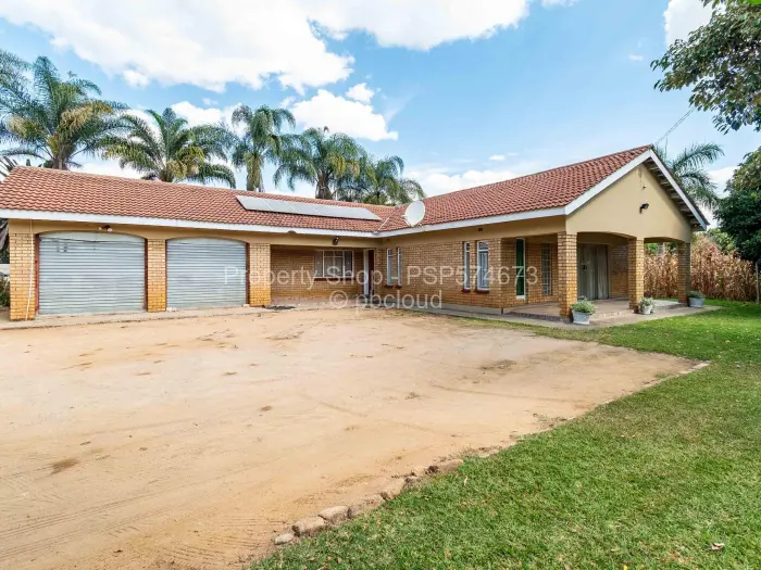 4 Bedroom House for Sale in Borrowdale West, Harare