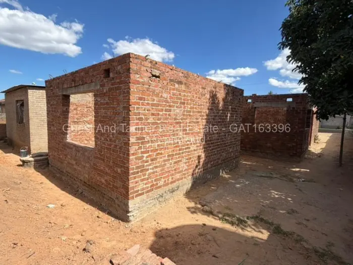 House for Sale in Zimre Park, Harare