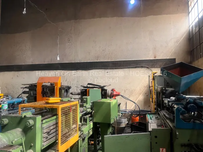 Warehouse/Industrial to Rent in Southerton, Harare