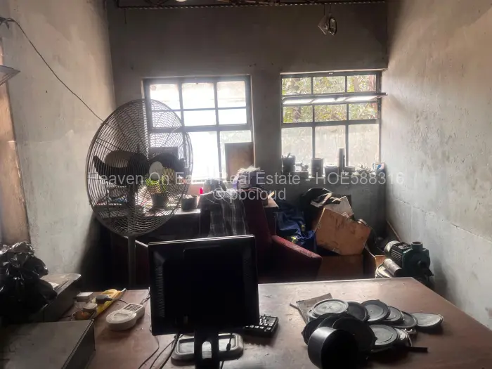 Warehouse/Industrial to Rent in Southerton, Harare