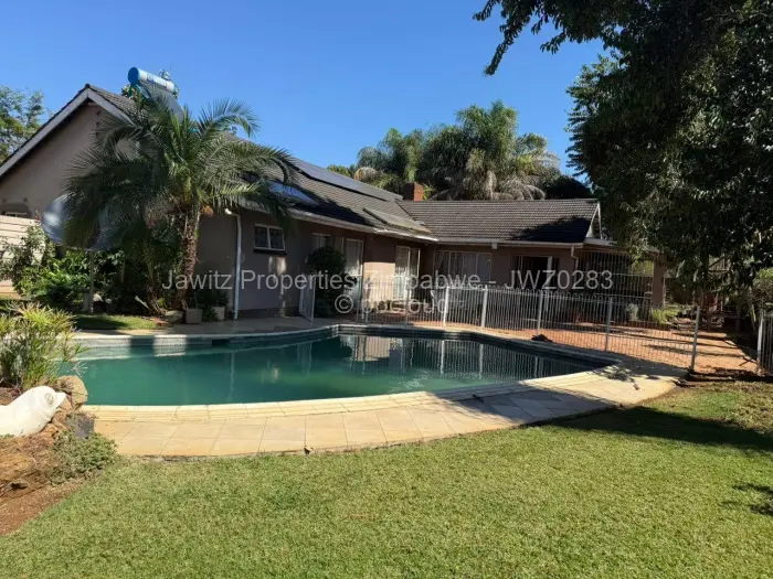 4 Bedroom House for Sale in Alexandra Park, Harare