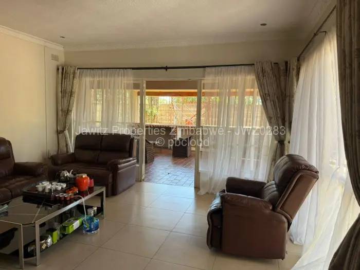 4 Bedroom House for Sale in Alexandra Park, Harare
