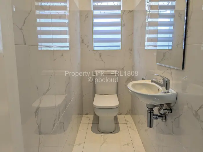 Office to Rent in Alexandra Park, Harare