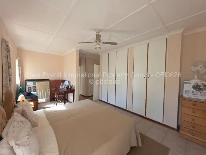 Townhouse/Cluster for Sale in Suburbs, Bulawayo