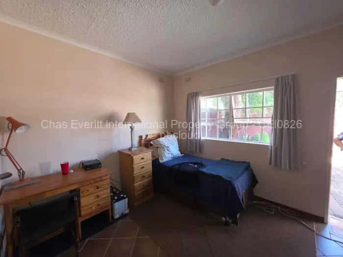 Townhouse/Cluster for Sale in Suburbs, Bulawayo