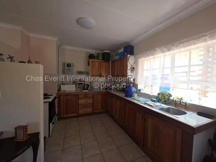 Townhouse/Cluster for Sale in Suburbs, Bulawayo