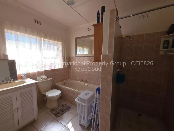 Townhouse/Cluster for Sale in Suburbs, Bulawayo