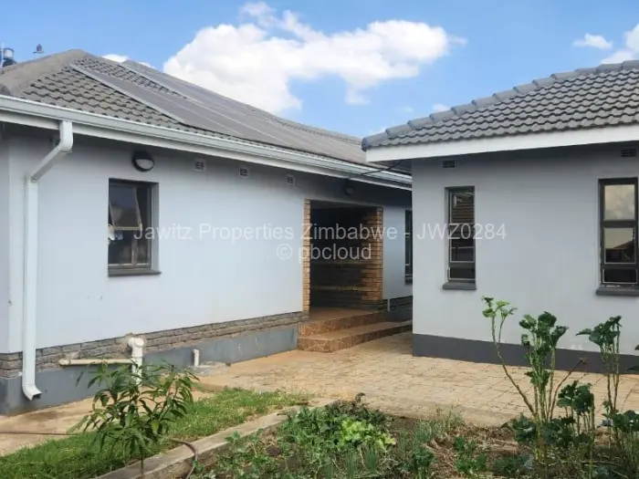 5 Bedroom House for Sale in Sandton Park, Harare