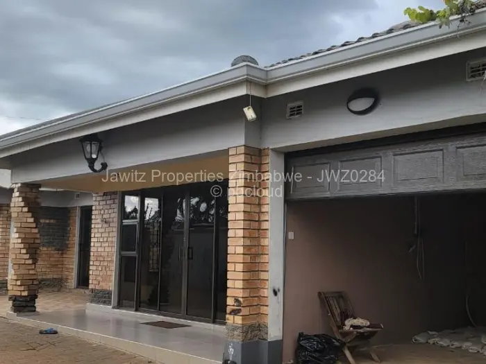 5 Bedroom House for Sale in Sandton Park, Harare