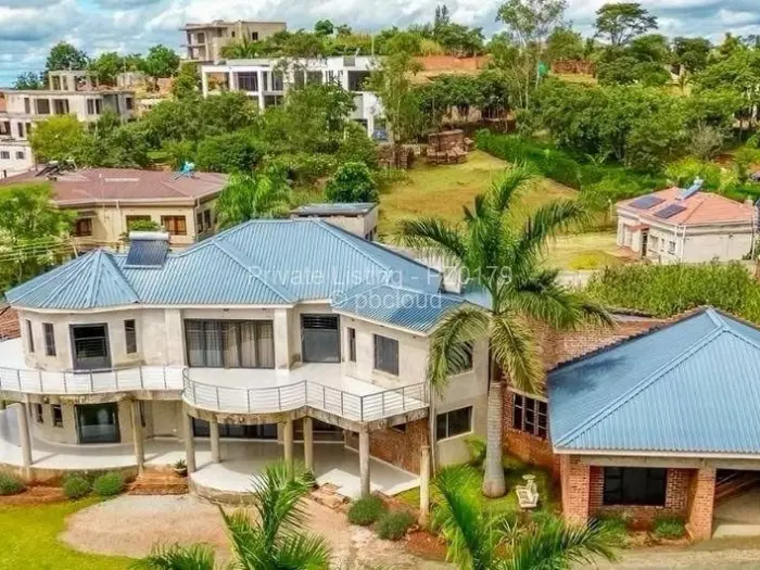 House for Sale in Brookeview, Harare