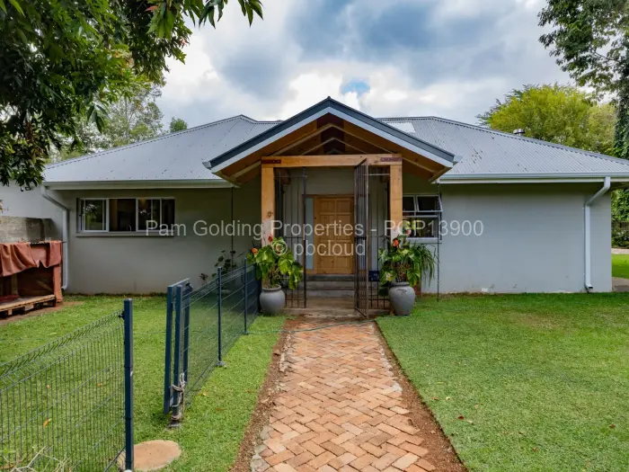 4 Bedroom House for Sale in Borrowdale, Harare
