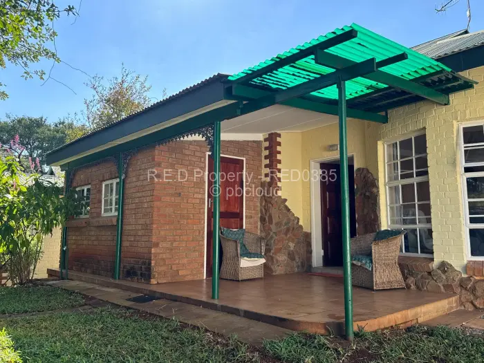 Townhouse/Cluster for Sale in Suburbs, Bulawayo