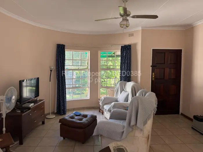Townhouse/Cluster for Sale in Suburbs, Bulawayo