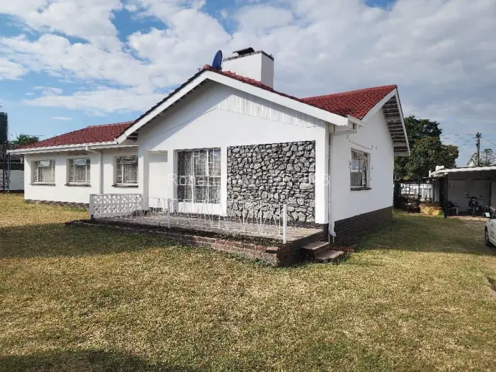 4 Bedroom House to Rent in Sunridge, Harare