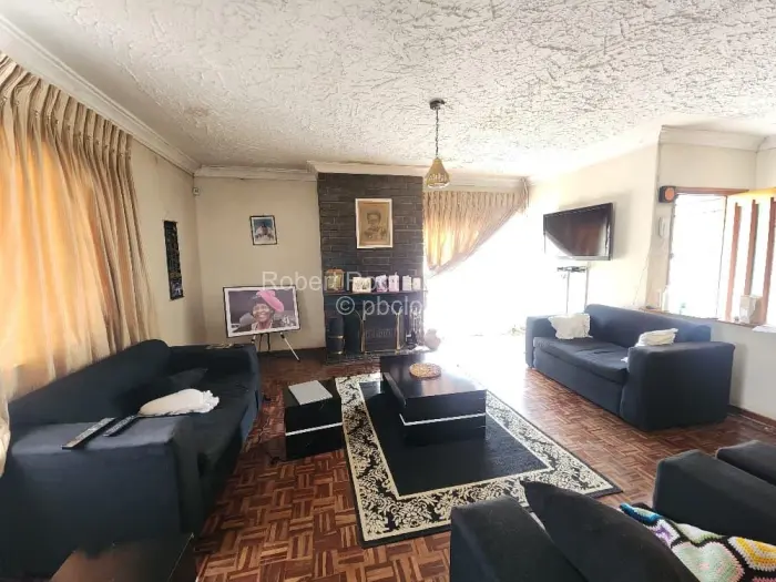 4 Bedroom House to Rent in Sunridge, Harare