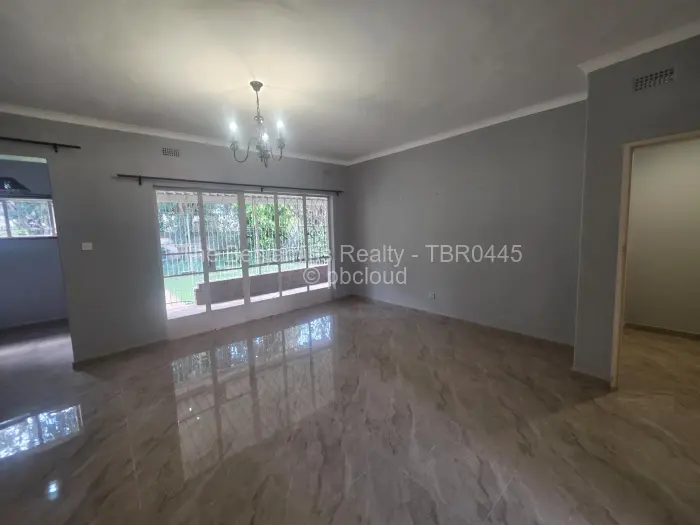 2 Bedroom Cottage/Garden Flat to Rent in Avondale, Harare