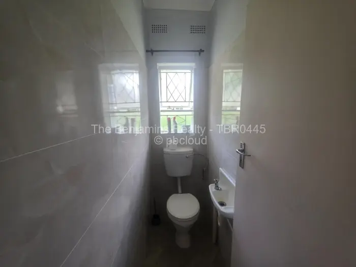 2 Bedroom Cottage/Garden Flat to Rent in Avondale, Harare