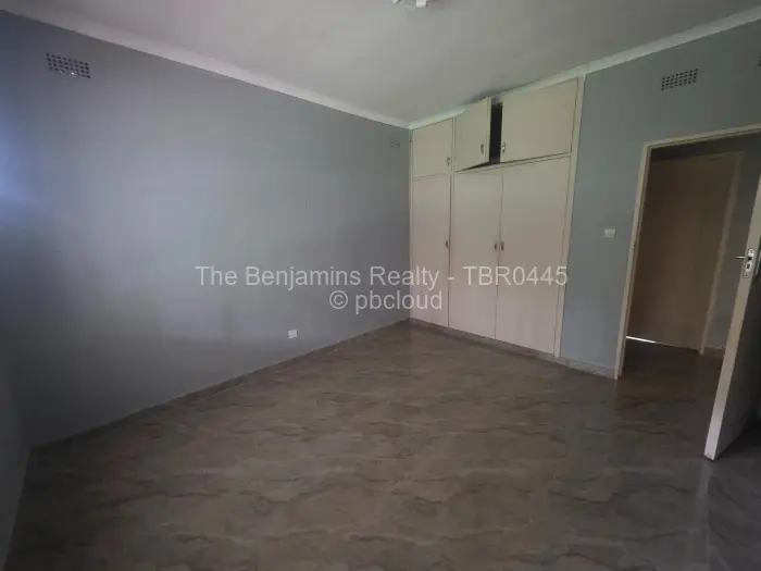 2 Bedroom Cottage/Garden Flat to Rent in Avondale, Harare