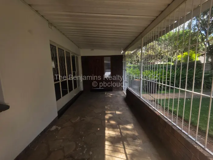2 Bedroom Cottage/Garden Flat to Rent in Avondale, Harare