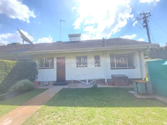 2 Bedroom Cottage/Garden Flat to Rent in Avondale, Harare