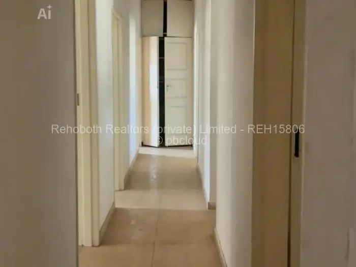 5 Bedroom House to Rent in Waterfalls, Harare