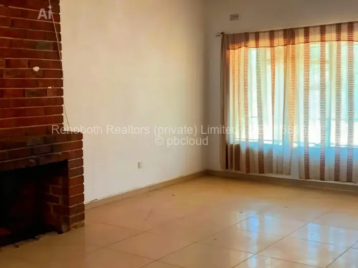 5 Bedroom House to Rent in Waterfalls, Harare