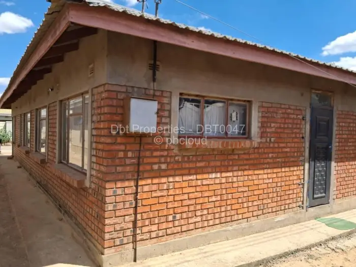 4 Bedroom House for Sale in Southview Park, Harare