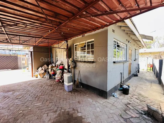 3 Bedroom House to Rent in Highfield, Harare
